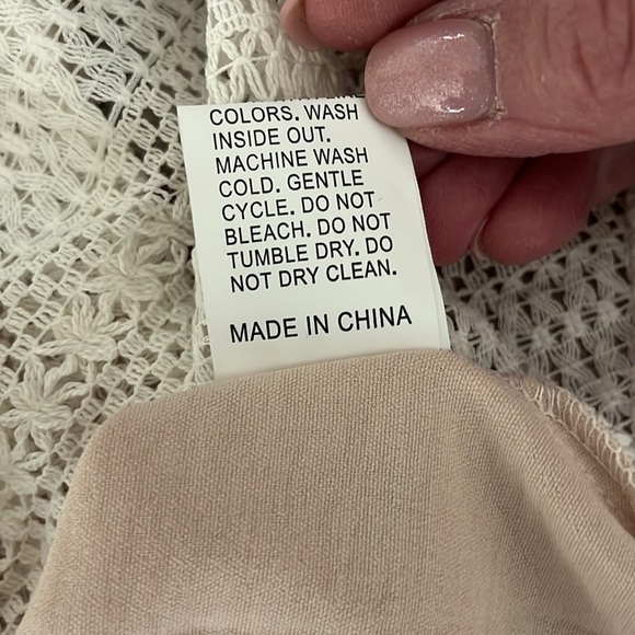 Women’s Tan Fabric Back Of Shirt And Lace Front And Sleeves Size XL (12) NEW - Picture 8 of 8